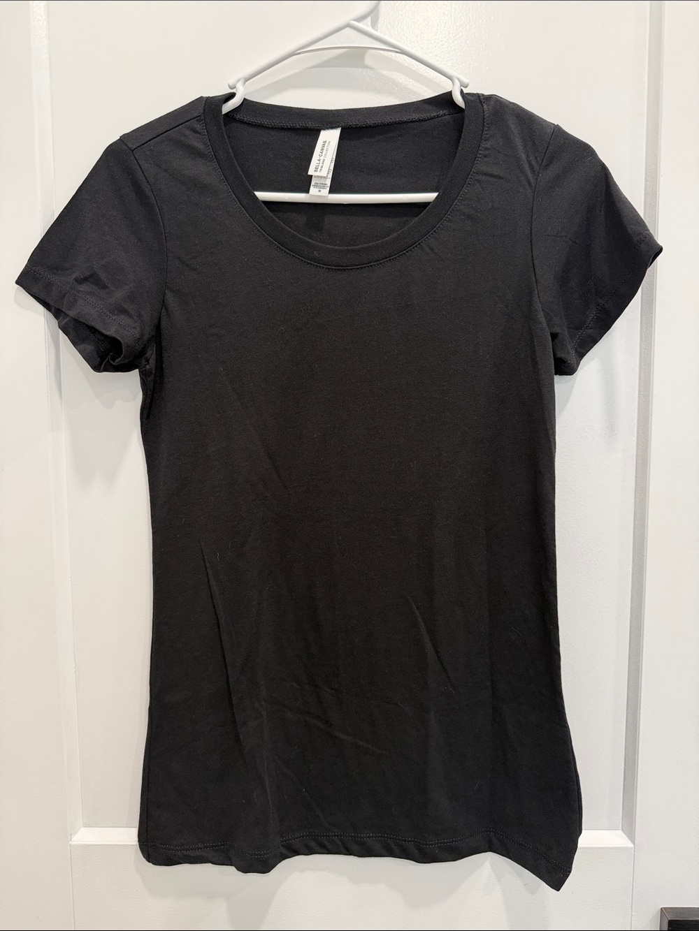 NWOT Bella + Canvas Black Crew Neck Fitted Women's Tee